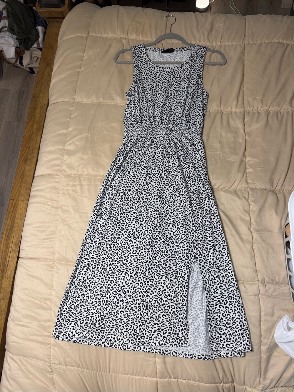 Sleeveless Black & White Leopard Print Midi Dress